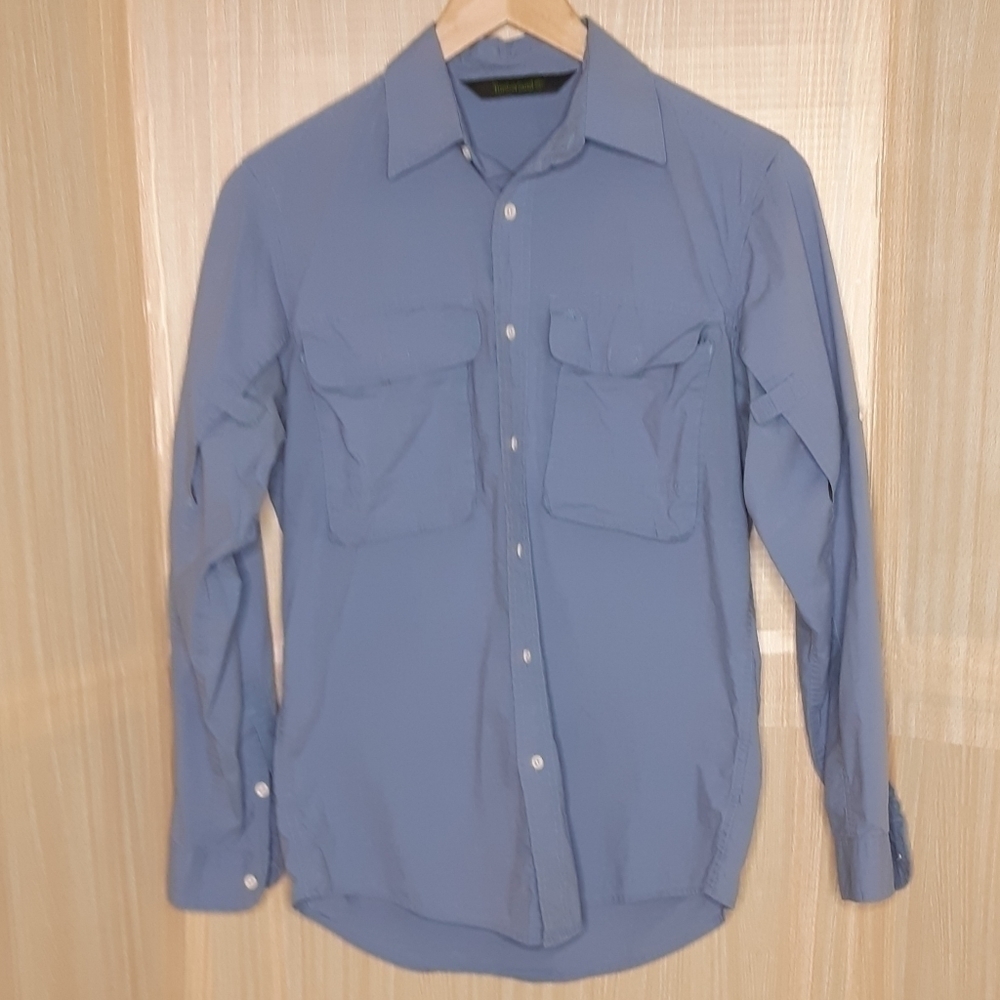 Timberland vented button down shirt. Size Small